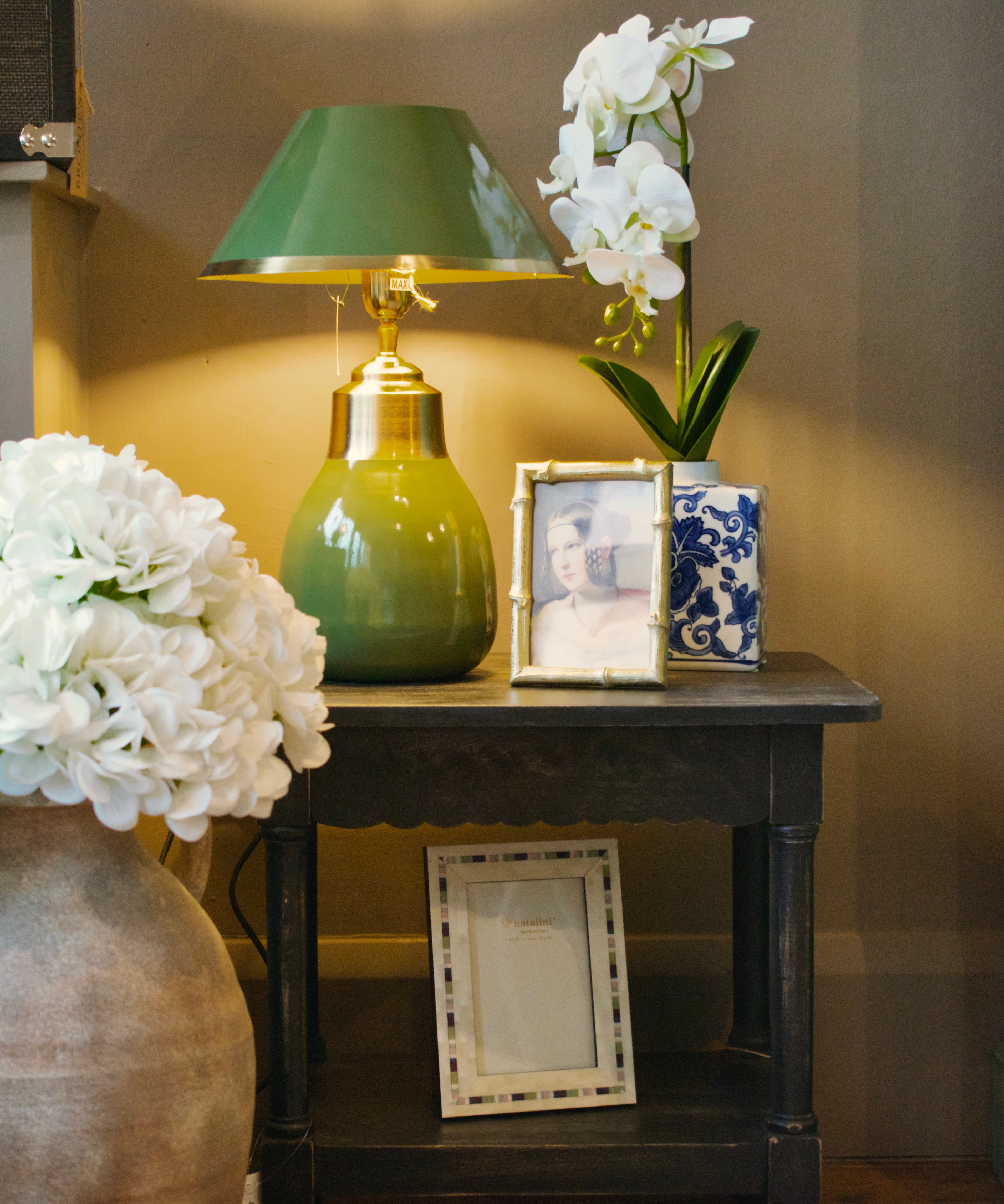 Chehoma Charlotte Wooden Side Table