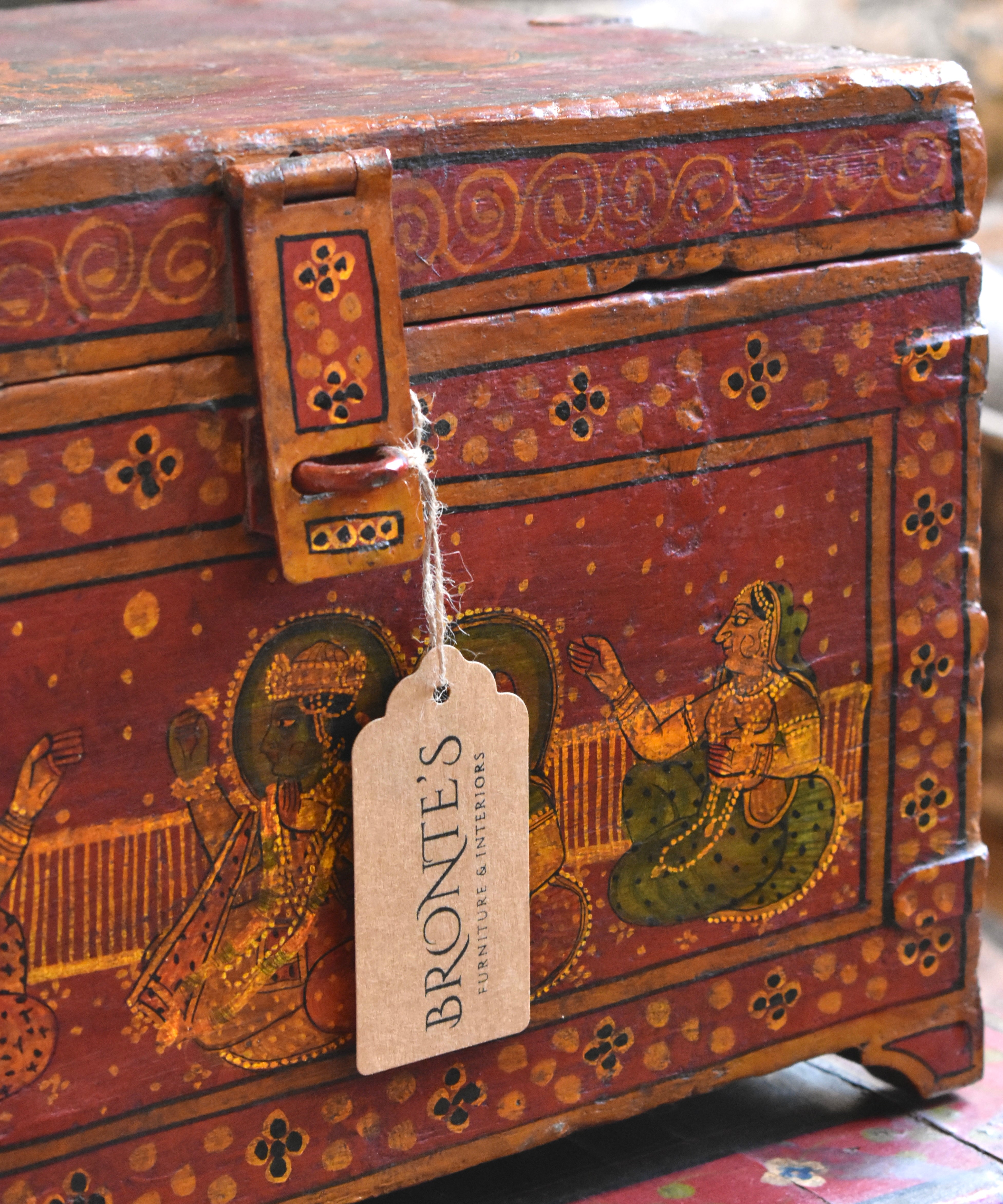 Antique India Box (Red)