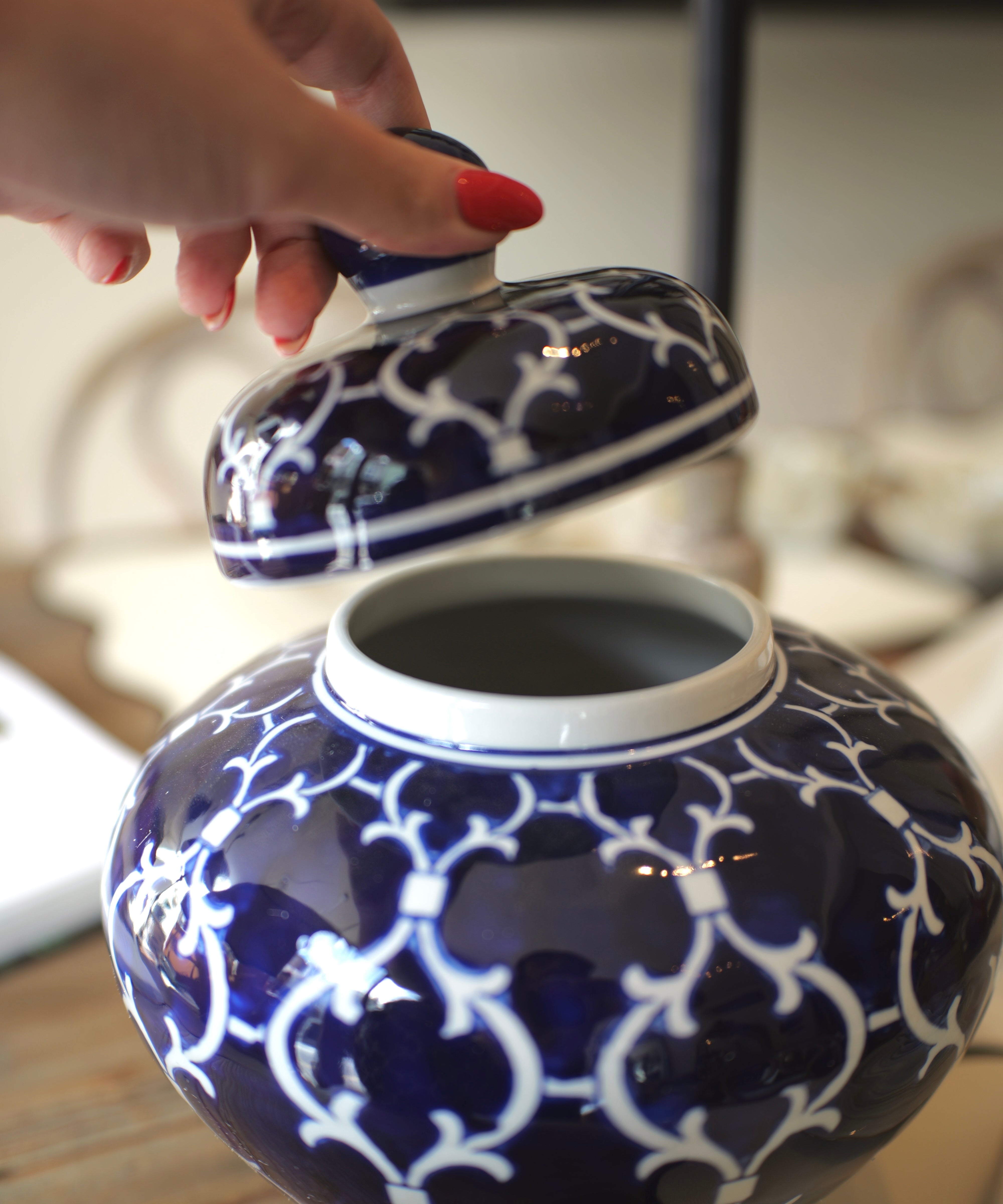 Bulbous Trellis Chinoiserie Jar